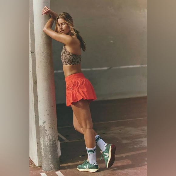 NWT FP Movement Get Your Flirt On Pleated Shorts in Scarlett - Picture 5 of 10